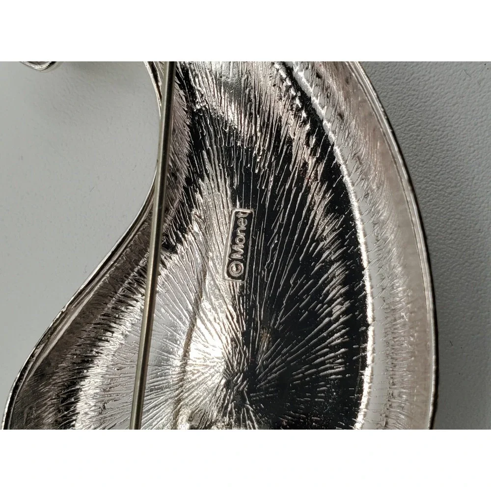 Vtg Monet Estate Silver Tone Ocean Wave Tear Drop Brooch Pin